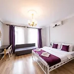 Hotel Suite By Frame