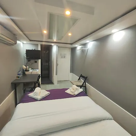 Hotel Suite By Frame מלון