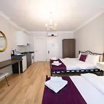 Hotel Suite By Frame