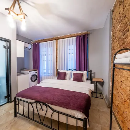 Otel Hotel Suite By Frame 3*