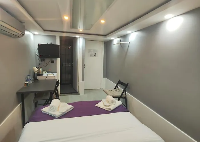 Hotel Suite By Frame ホテル