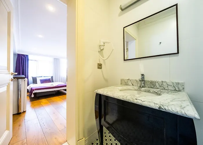 Hotel Suite By Frame Hotel