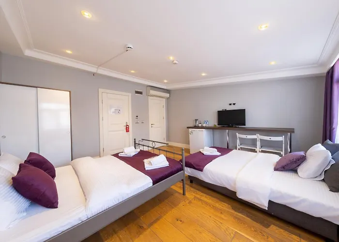 Hotel Suite By Frame 3*